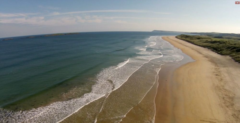 Portrush Adelphi Hotel Buitenkant foto Aerial view of the beach