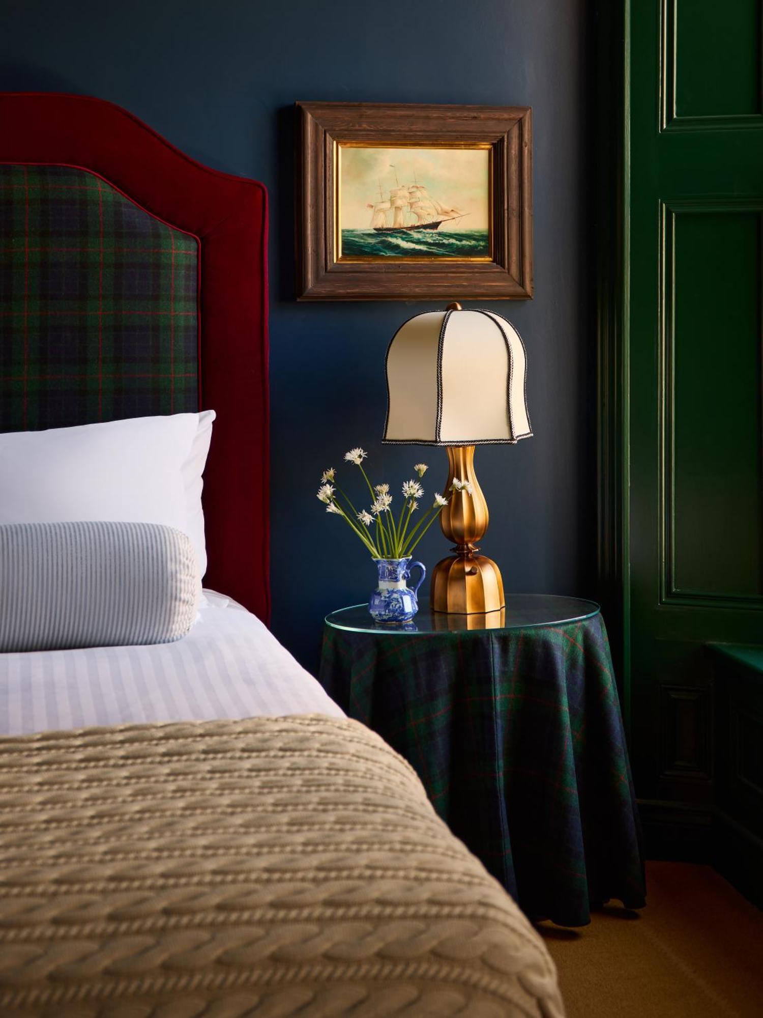Portrush Adelphi Hotel Buitenkant foto