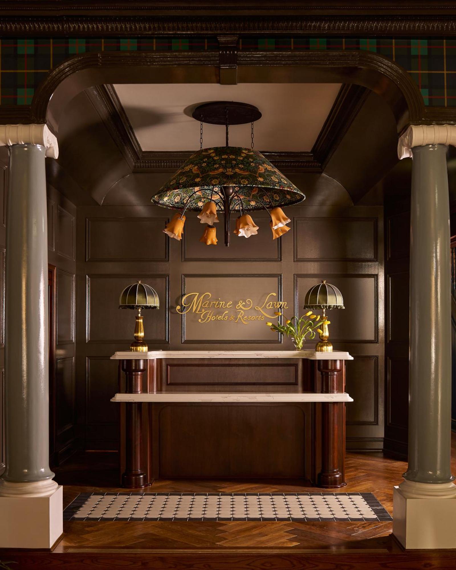 Portrush Adelphi Hotel Buitenkant foto